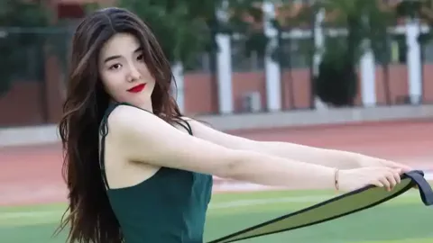 男子开车遭陌生人持刀捅伤致死