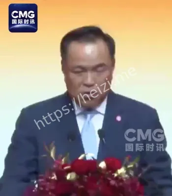 泰国新总理中文祝福国庆